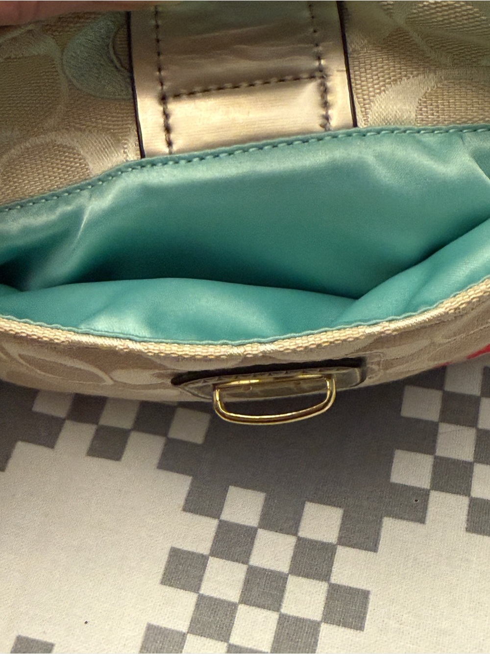 Coach Poppy multicolor signature crossbody bag - Picture 11 of 12